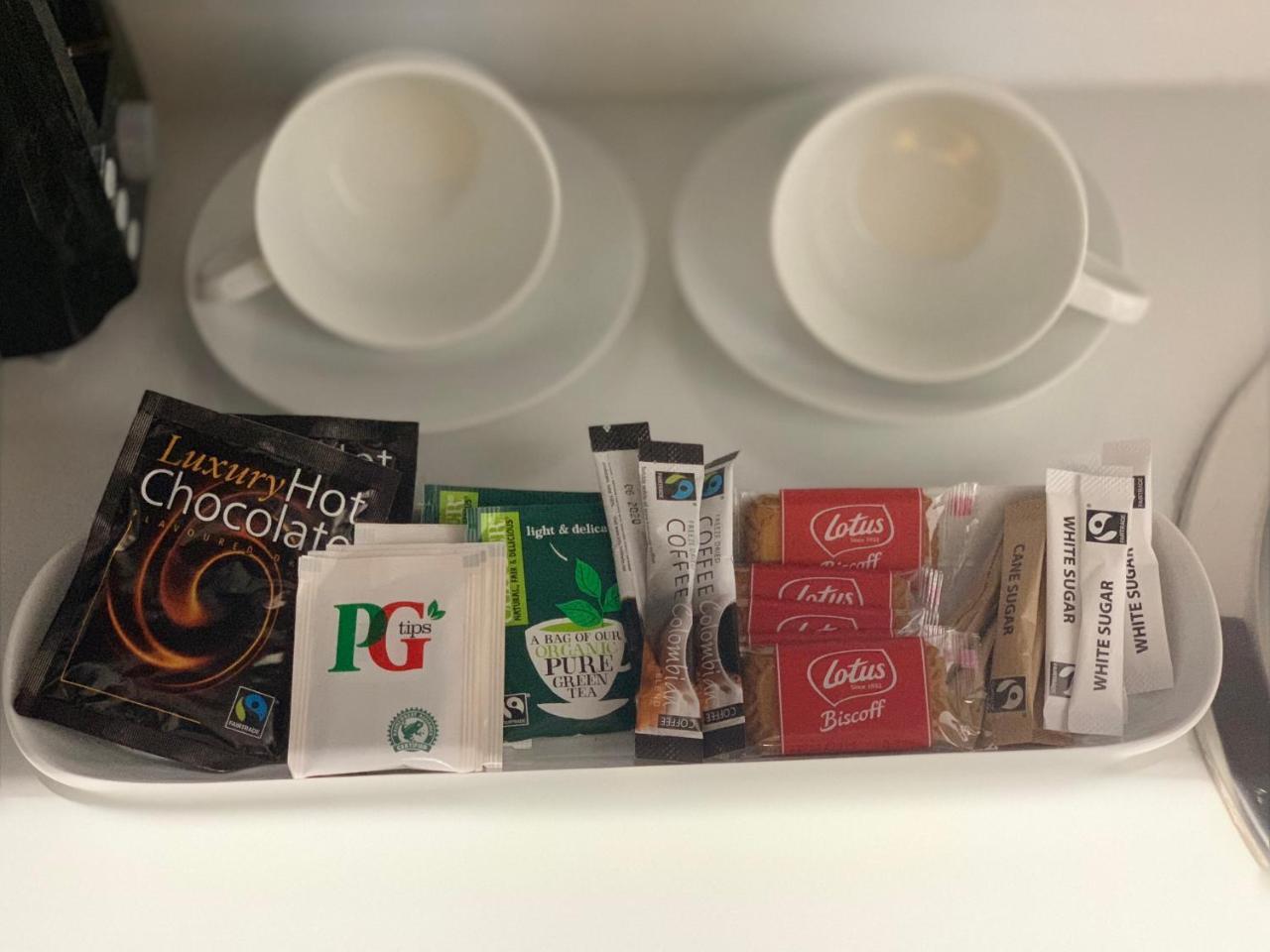 キッドリントン Rokna Bed & Breakfast エクステリア 写真